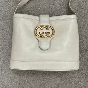 Gucci Vintage White Leather Shoulder Bag Large Interlocking Gold GG Logo